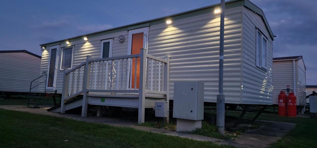 Staycation Coastfields Holiday Park Jg84 英戈尔德梅尔斯 外观 照片
